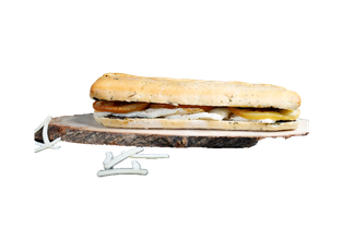 ARABIAN HALLOUMI SANDWICH